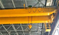 广东珠海绝缘桥式行吊的结构强度设计要